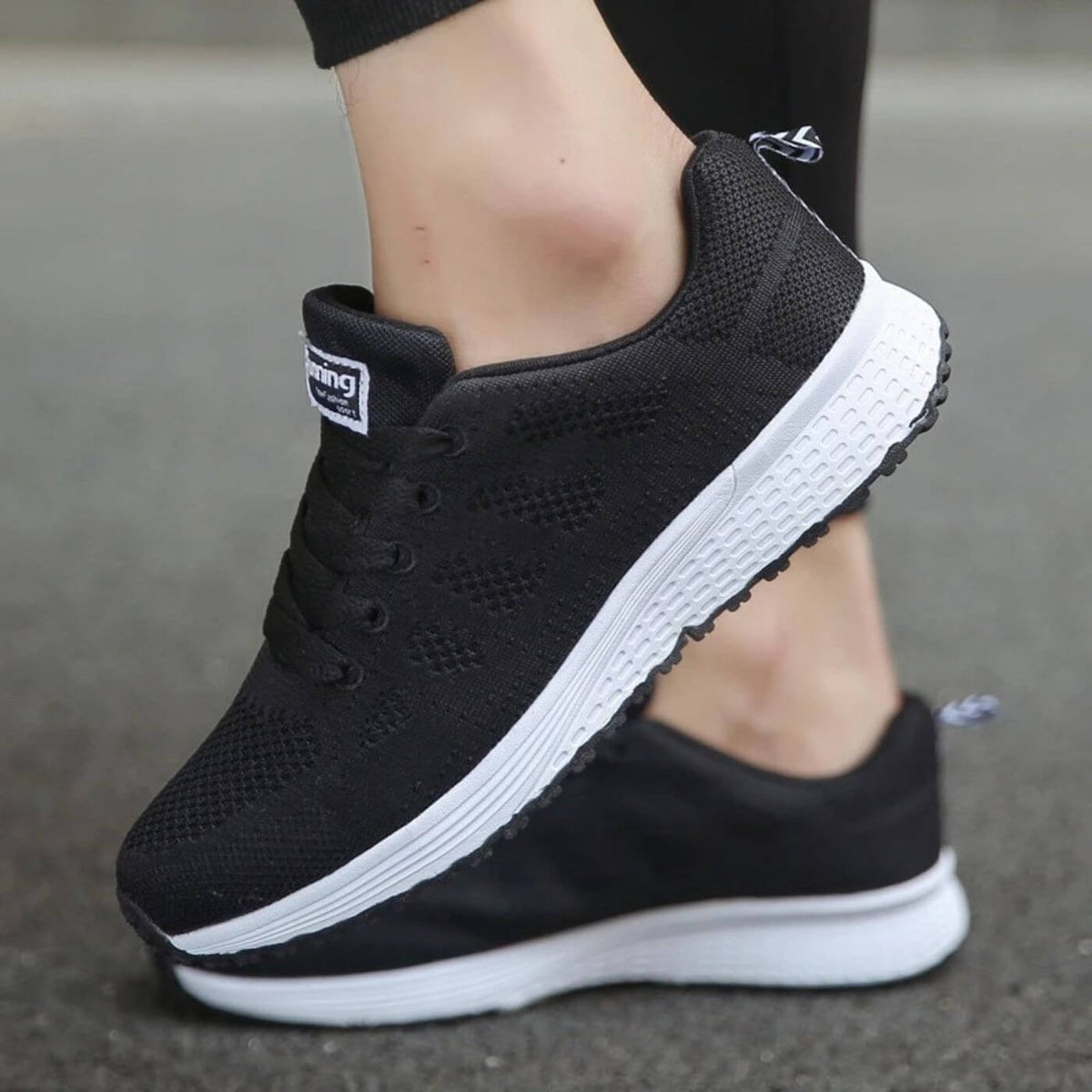 Valaria - Orthopedic Sneakers